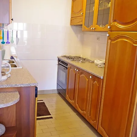 Apartament Vidovi? *